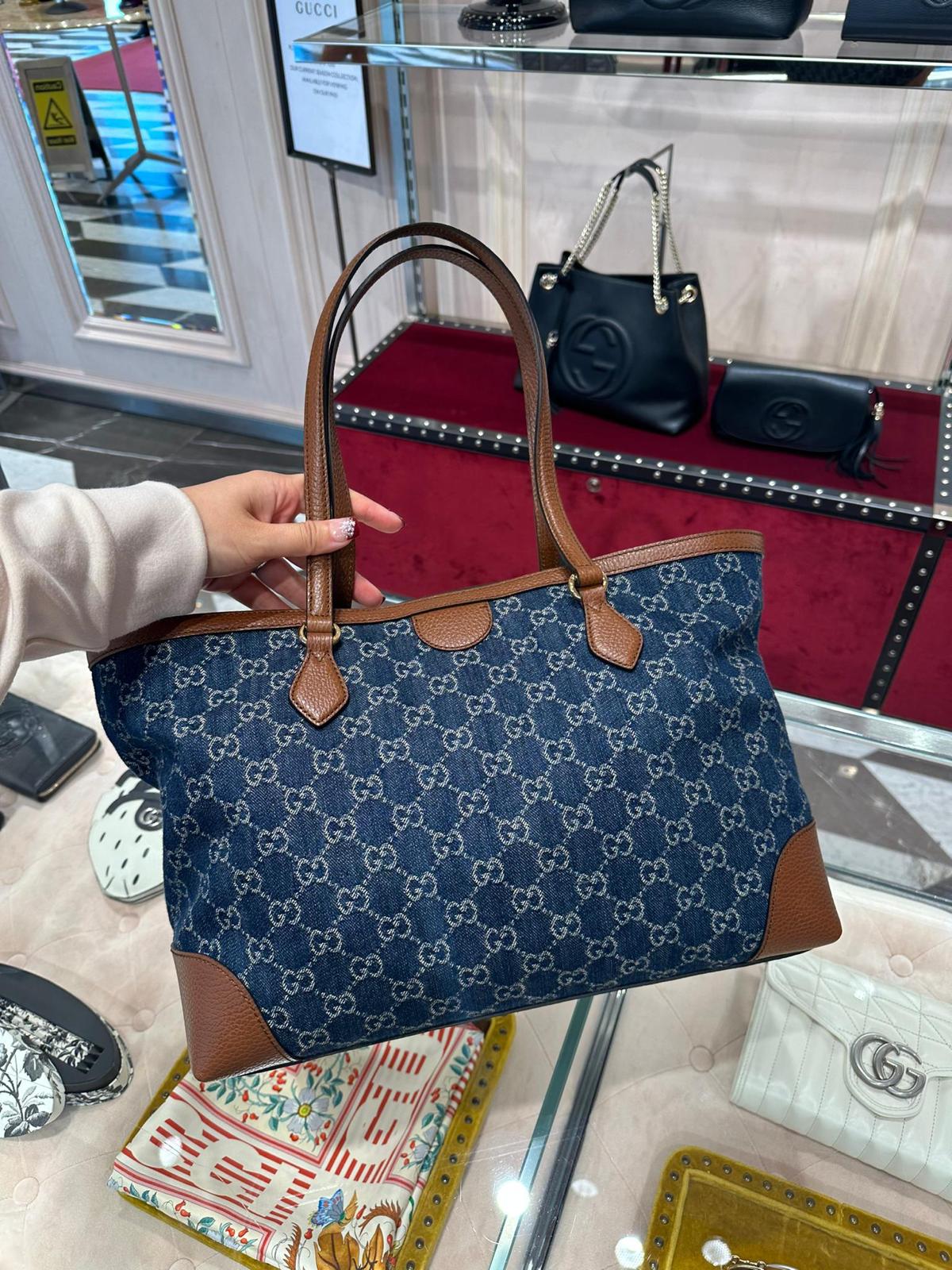 PreOrder Gucci GG denim shopping tote
